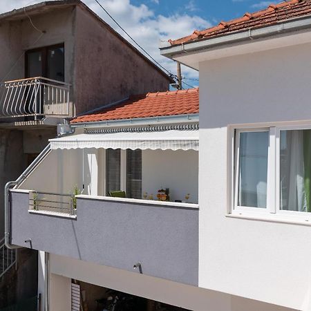 Apartment Roko โตรกีร์ ภายนอก รูปภาพ