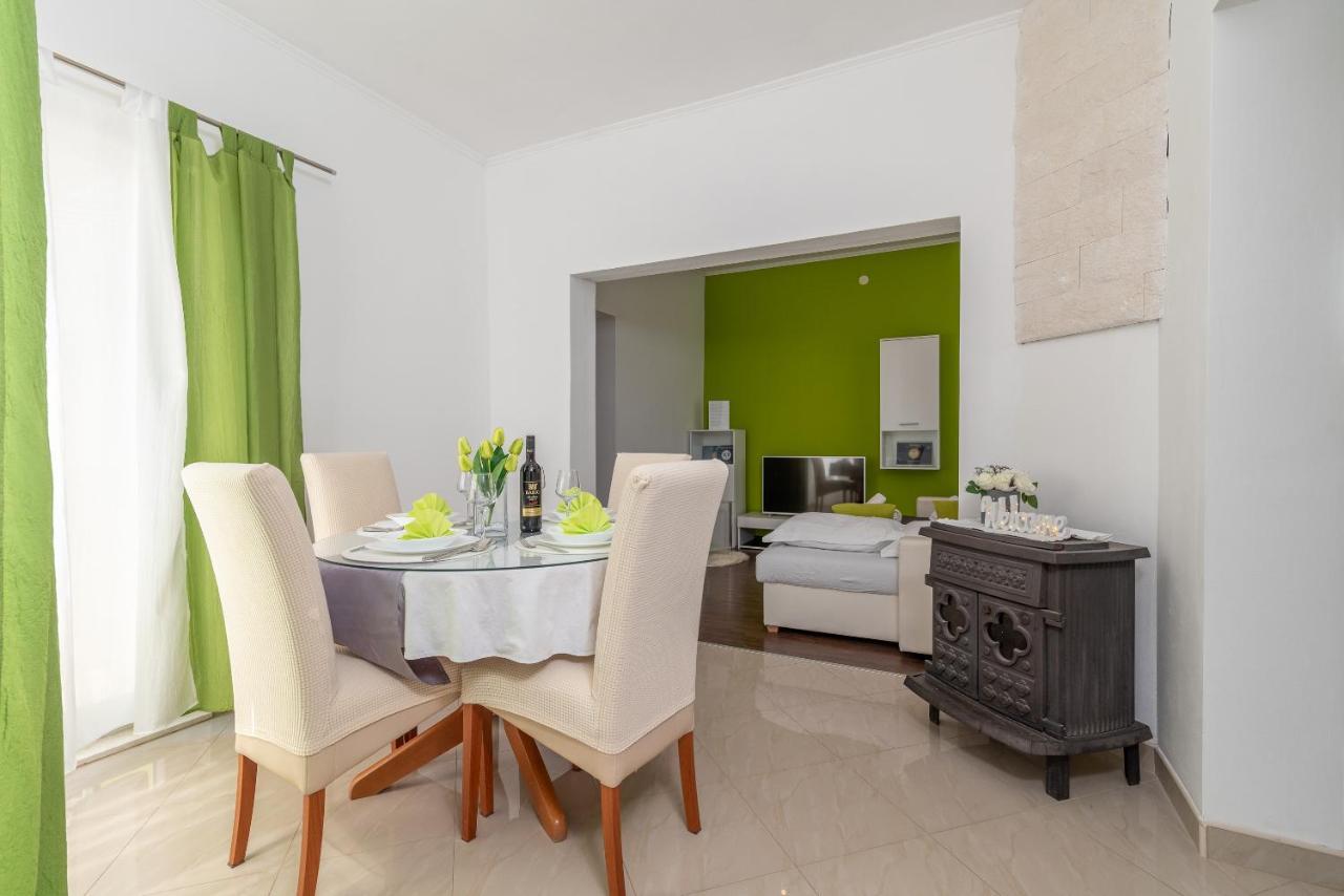 Apartment Roko โตรกีร์ ภายนอก รูปภาพ
