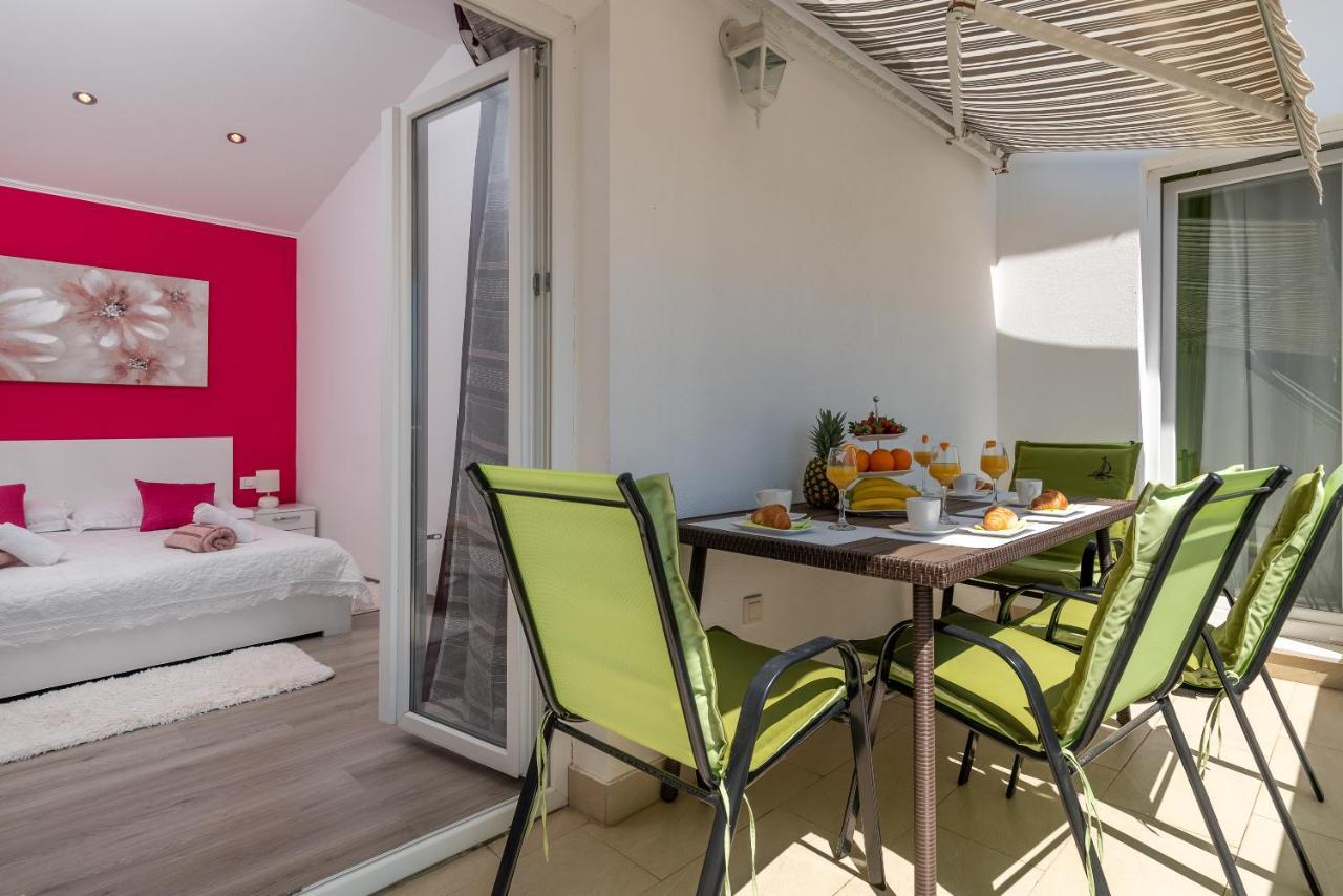 Apartment Roko โตรกีร์ ภายนอก รูปภาพ