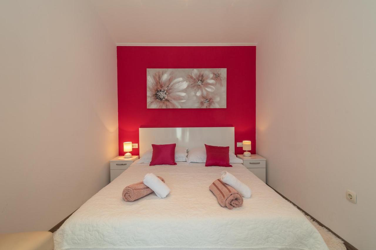 Apartment Roko โตรกีร์ ภายนอก รูปภาพ
