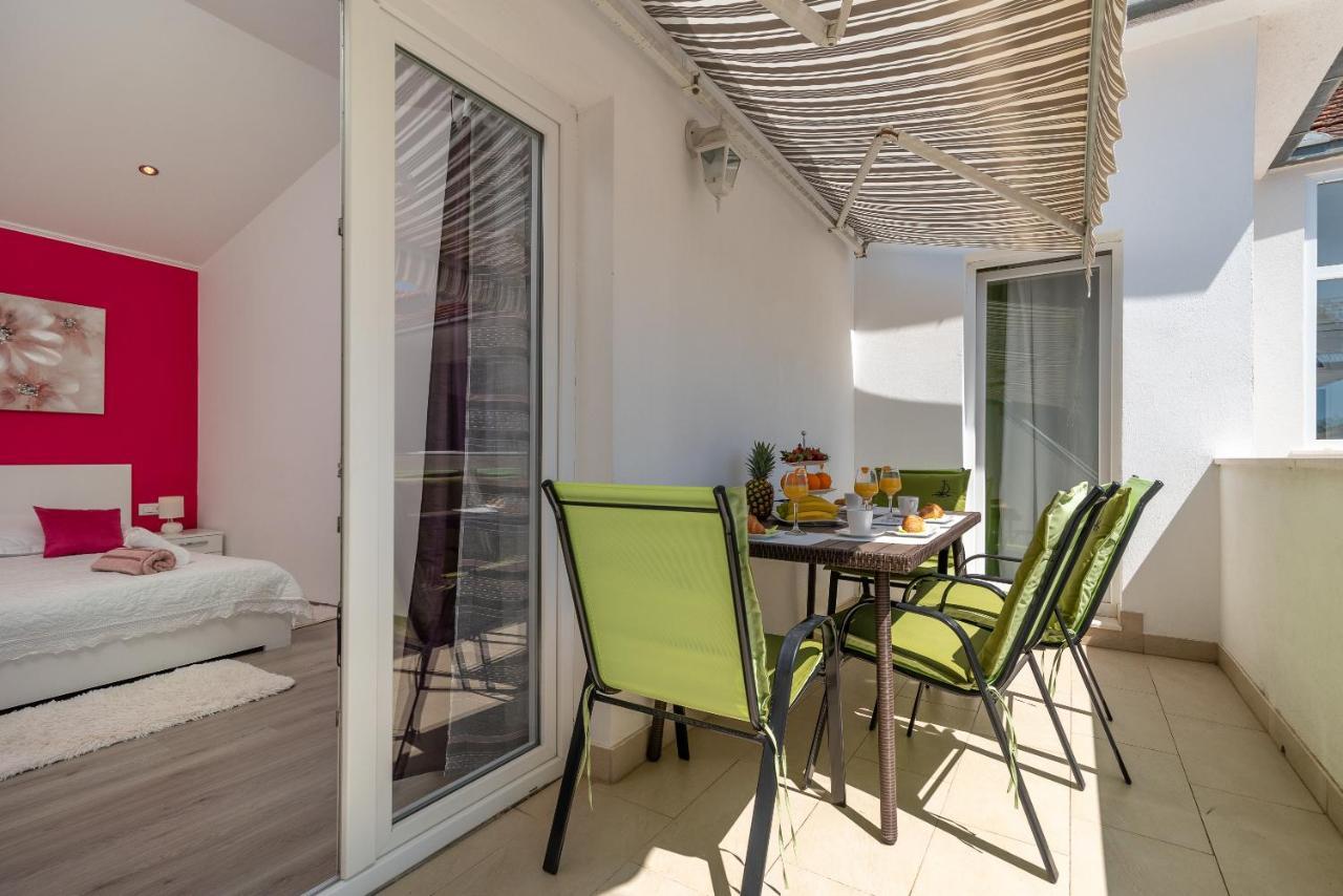 Apartment Roko โตรกีร์ ภายนอก รูปภาพ